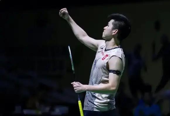 凌晨4点的 凌晨4点的