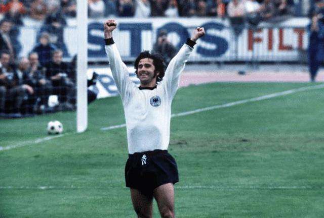 他的角色并 他的角色并