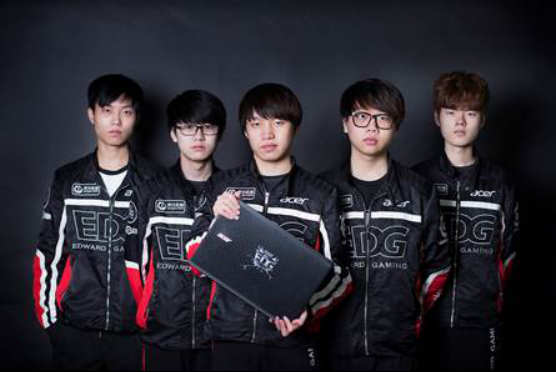 他在比赛中 他在比赛中