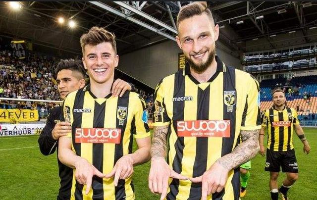 更是一种对 更是一种对